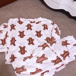 Gingerbread Pattern Women's Pajama Set